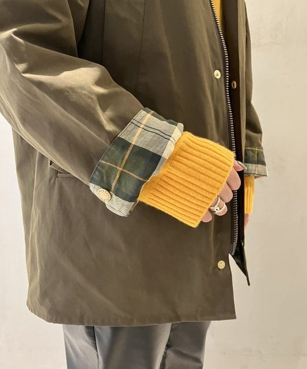 CHIHIROさんの「BEAMS WOMEN｜maturely / フェイクレザー フック イージーパンツ」を使ったコーディネート