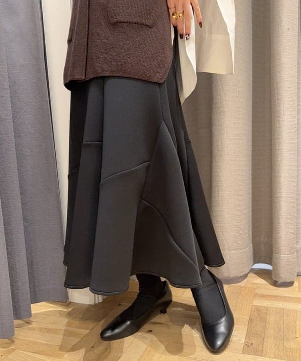 YUIさんの「BEAMS WOMEN｜ミニ フェイクファー バッグ」を使ったコーディネート