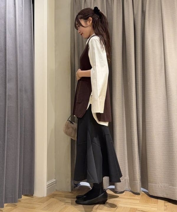 YUIさんの「BEAMS WOMEN｜ミニ フェイクファー バッグ」を使ったコーディネート
