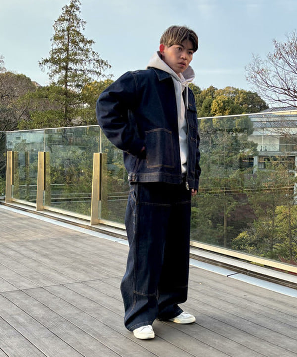 深野 諒馬さんの「BEAMS WOMEN｜ショートレングス スウェット フーディ」を使ったコーディネート