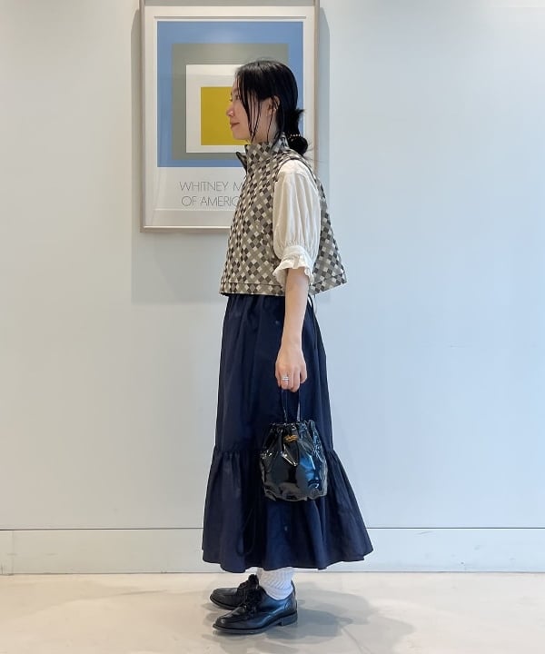 にしだてさんの「BEAMS WOMEN｜ポリエステル ジャガード ベスト」を使ったコーディネート