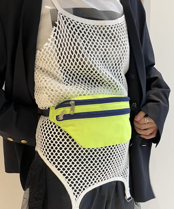 にしだてさんの「BEAMS WOMEN｜maturely / デニム リペア スクエア シュシュ」を使ったコーディネート