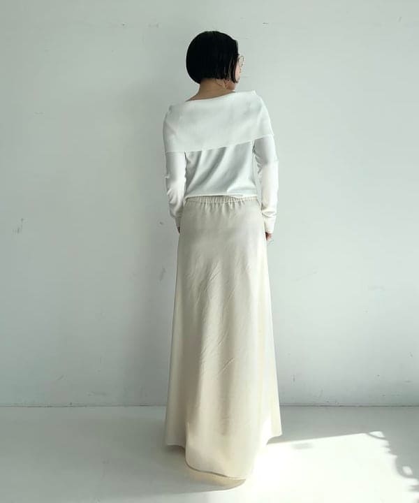 shirakiさんの「BEAMS WOMEN｜オフショルダー プルオーバーニット」を使ったコーディネート