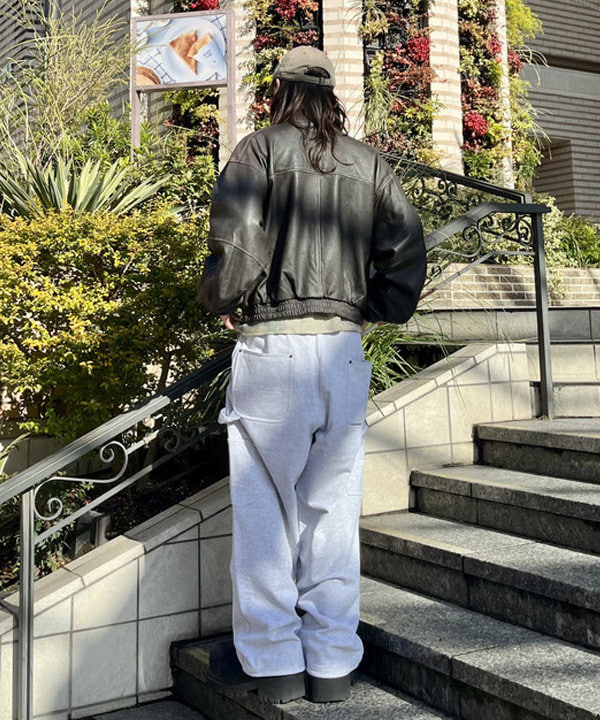 こたろうさんの「BEAMS WOMEN｜ユーズド加工 レザー ショートブルゾン」を使ったコーディネート