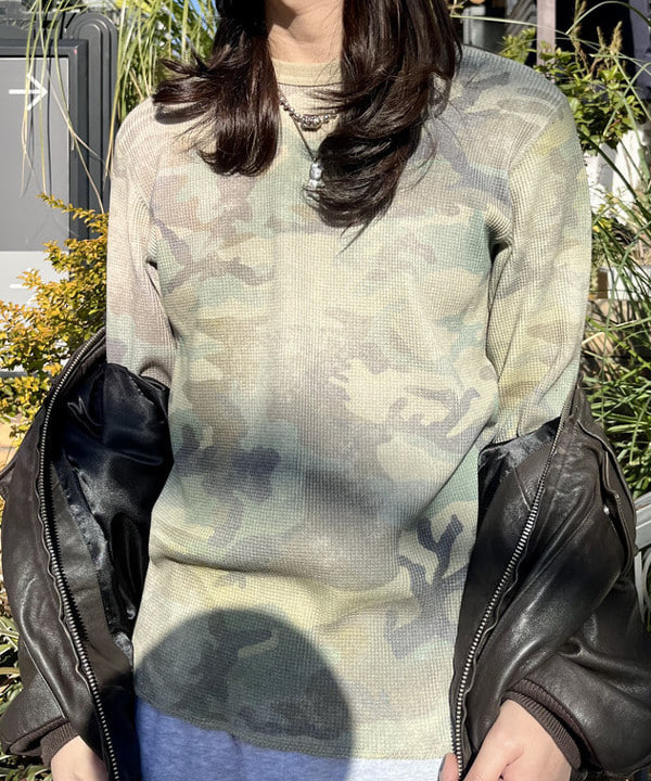 こたろうさんの「BEAMS WOMEN｜ユーズド加工 レザー ショートブルゾン」を使ったコーディネート