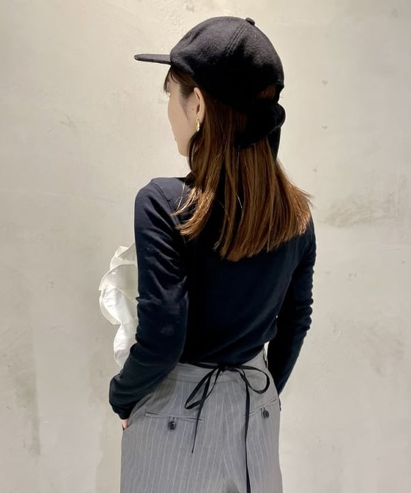 カタヤマ アヤさんの「BEAMS WOMEN｜ガーゼ フライス タートルネック トップス」を使ったコーディネート