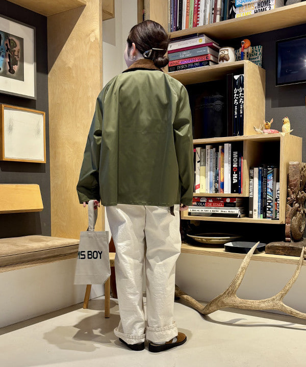 吉野 多恵さんの「BEAMS WOMEN｜ストレート ランチパンツ」を使ったコーディネート