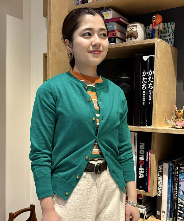 吉野 多恵さんの「BEAMS WOMEN｜ストレート ランチパンツ」を使ったコーディネート