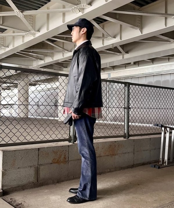 高遠 恒巳さんの「BEAMS WOMEN｜ワイドフィット レザー ジップブルゾン」を使ったコーディネート