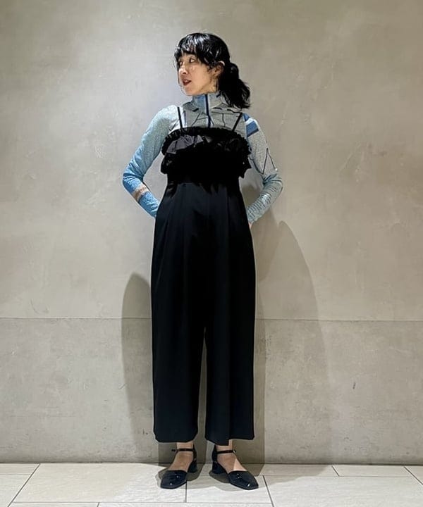 kigoさんの「BEAMS WOMEN｜フリル ギャザー サロペット」を使ったコーディネート