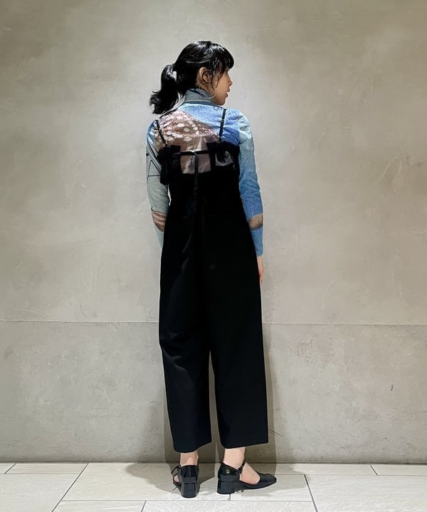 kigoさんの「BEAMS WOMEN｜フリル ギャザー サロペット」を使ったコーディネート