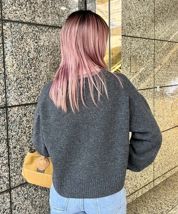 篠崎 香月さんの「BEAMS WOMEN｜【別注】L.L.Bean / Deep Bottom Leather Handle Zip Tote Mini」を使ったコーディネート