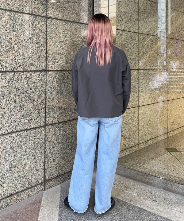 篠崎 香月さんの「BEAMS WOMEN｜【別注】L.L.Bean / Deep Bottom Leather Handle Zip Tote Mini」を使ったコーディネート