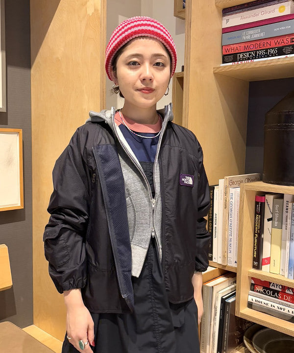 吉野 多恵さんの「BEAMS WOMEN｜TNFPFieldJmpSkSP」を使ったコーディネート