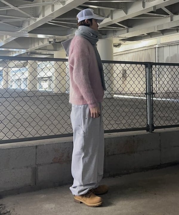 タマイユウトさんの「BEAMS WOMEN｜B.SweatMuff」を使ったコーディネート