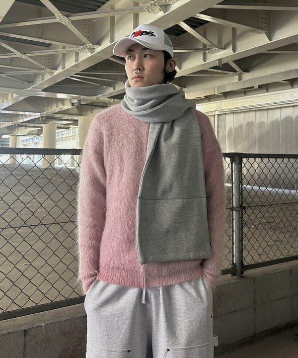 タマイユウトさんの「BEAMS WOMEN｜B.SweatMuff」を使ったコーディネート