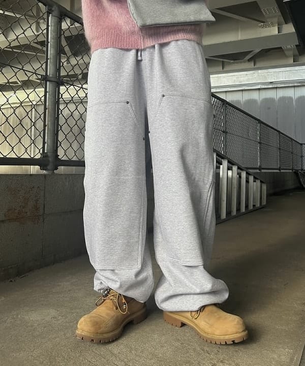 タマイユウトさんの「BEAMS WOMEN｜B.SweatMuff」を使ったコーディネート