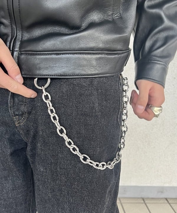 ムファサさんの「BEAMS WOMEN｜ワイドフィット レザー ジップブルゾン」を使ったコーディネート