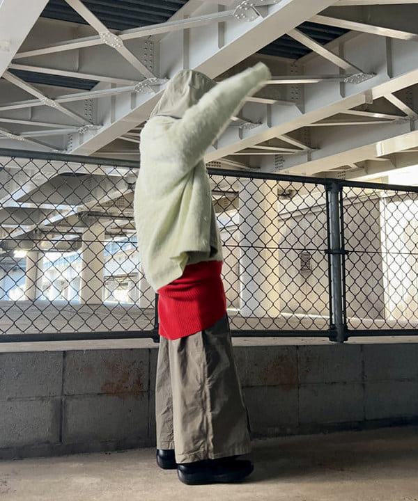 翔さんの「BEAMS WOMEN｜7ゲージ ソリッドシャギー カーディガン」を使ったコーディネート