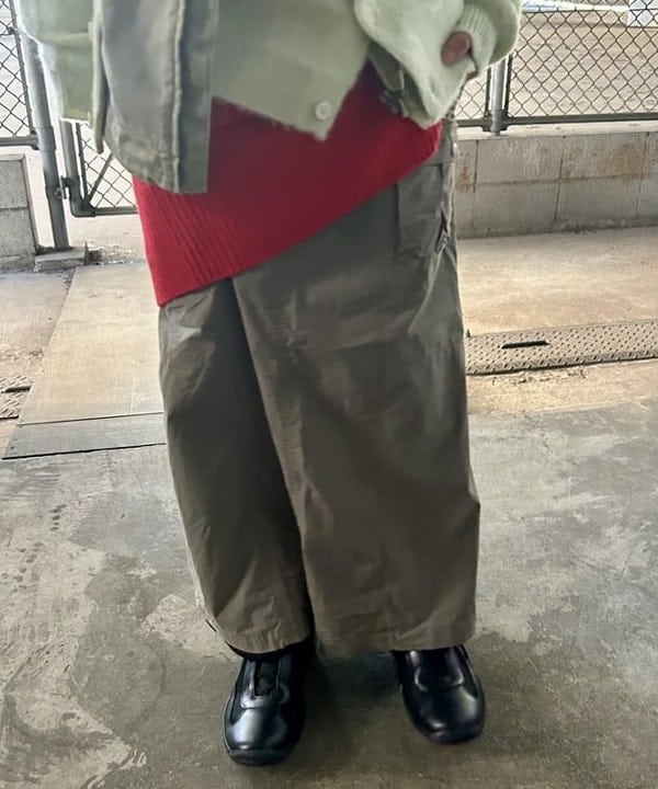 翔さんの「BEAMS WOMEN｜7ゲージ ソリッドシャギー カーディガン」を使ったコーディネート