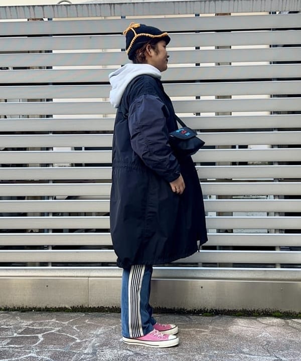 Kyooka Sayakaさんの「BEAMS WOMEN｜Manhattan Portage / 別注 MP1603-3EMB-BMB」を使ったコーディネート