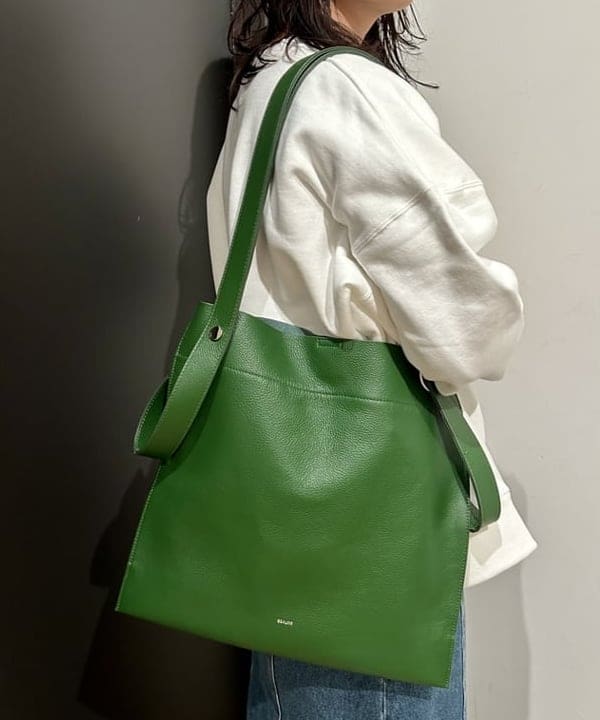 早川 萌子さんの「BEAMS WOMEN｜GRS_BAND_SWEATsp」を使ったコーディネート