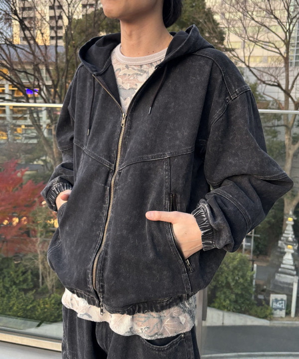 中嶋 大介さんの「BEAMS WOMEN｜フェード ジップブルゾン」を使ったコーディネート