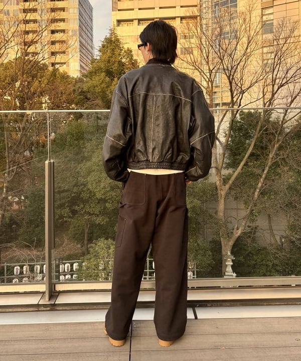 中嶋 大介さんの「BEAMS WOMEN｜ユーズド加工 レザー ショートブルゾン」を使ったコーディネート