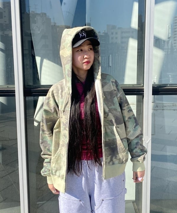 ayaさんの「BEAMS WOMEN｜ダブルニースウェットパンツ」を使ったコーディネート