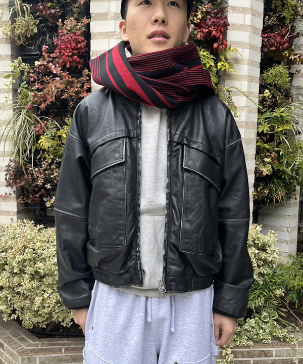 BANさんの「BEAMS WOMEN｜ユーズド加工 レザー ショートブルゾン」を使ったコーディネート