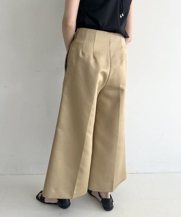 隈元 楓さんの「BEAMS WOMEN｜グロス トップス .M」を使ったコーディネート