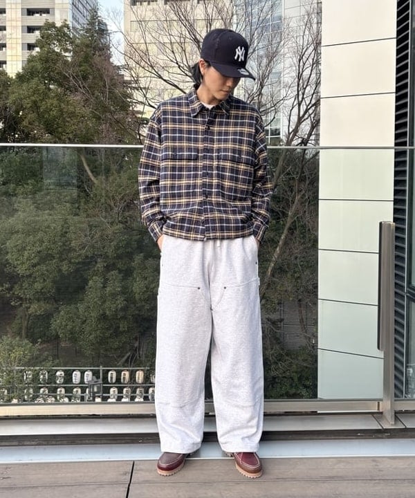 中嶋 大介さんの「BEAMS WOMEN｜ダブルニースウェットパンツ」を使ったコーディネート