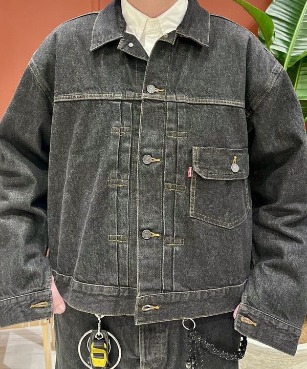 新里 京介さんの「BEAMS WOMEN｜BEAMS PLUS / アメリカン オックスフォード ボタンダウン シャツ クラシックフィット」を使ったコーディネート