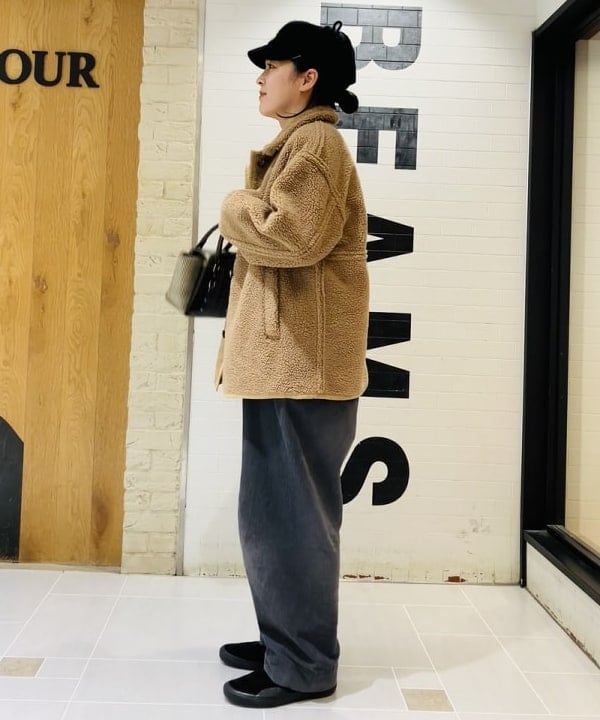 岡 弥生さんの「BEAMS WOMEN｜パターンチェック バッグ」を使ったコーディネート