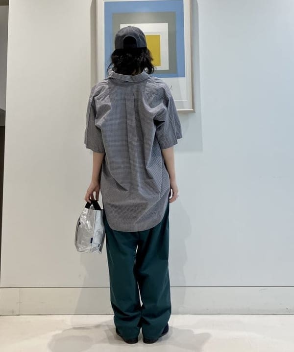 小原 もこさんの「BEAMS WOMEN｜【別注】INFIELDER DESIGN MLB ロゴ YYB トートバッグ」を使ったコーディネート