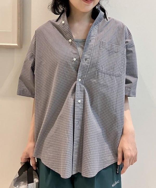 小原 もこさんの「BEAMS WOMEN｜【別注】INFIELDER DESIGN MLB ロゴ YYB トートバッグ」を使ったコーディネート