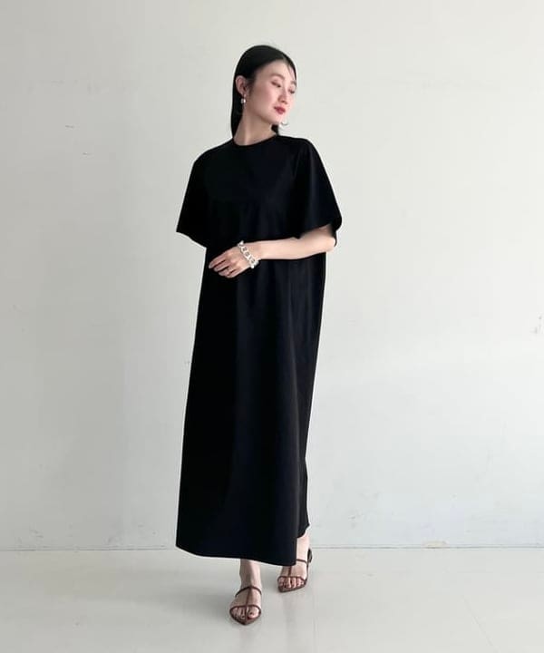 隈元 楓さんの「BEAMS WOMEN｜グロス Tドレス .M」を使ったコーディネート