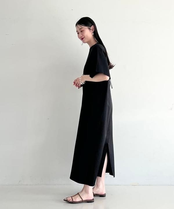 隈元 楓さんの「BEAMS WOMEN｜グロス Tドレス .M」を使ったコーディネート