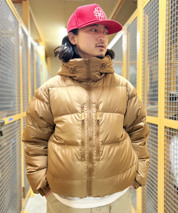 IHA(イハ)さんの「BEAMS WOMEN｜Dermizax (TM) リバーシブル ダウンジャケット」を使ったコーディネート