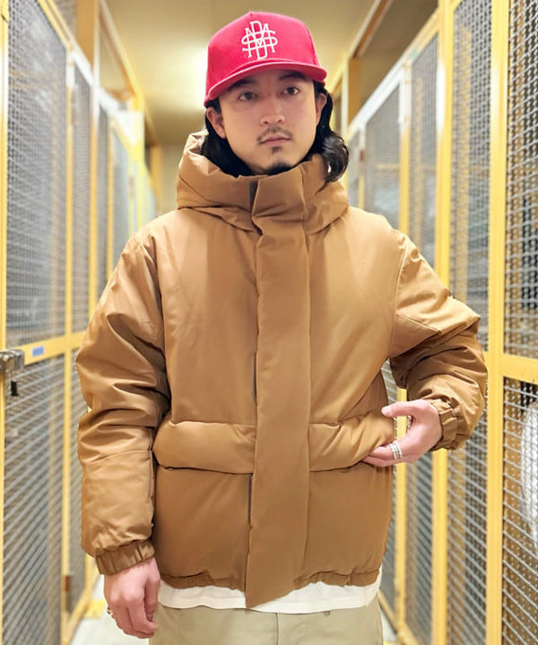 IHA(イハ)さんの「BEAMS WOMEN｜Dermizax (TM) リバーシブル ダウンジャケット」を使ったコーディネート