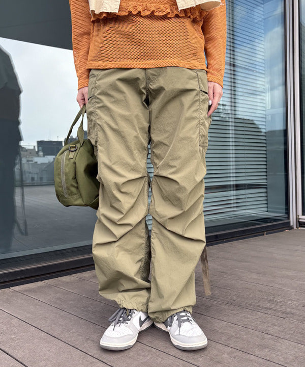 クロサワさんの「BEAMS WOMEN｜ショート ベースボール ショートスリーブ シャツ」を使ったコーディネート