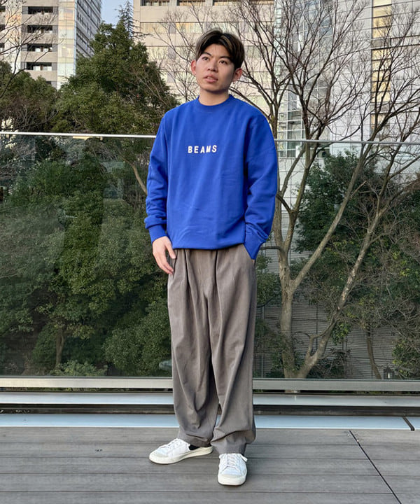 深野 諒馬さんの「BEAMS WOMEN｜BEAMS ロゴ スウェット 25SS」を使ったコーディネート