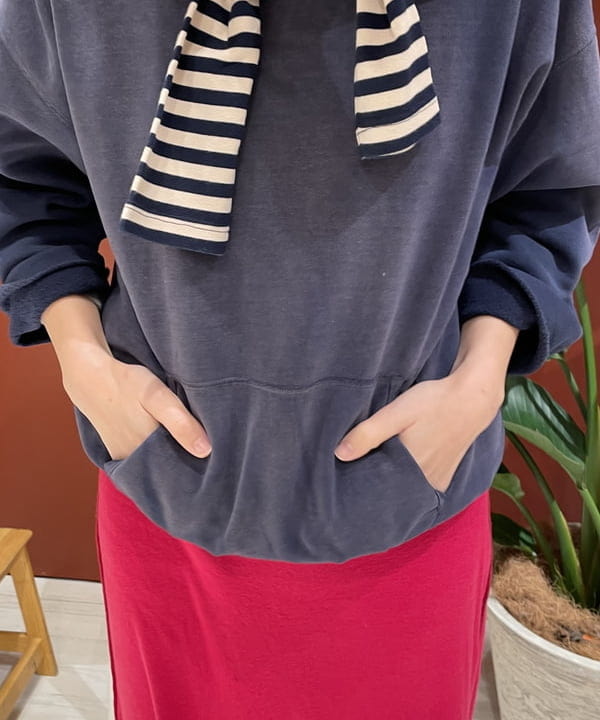 サカサイスズカさんの「BEAMS WOMEN｜BEAMS BOY / フライス 1cm ボーダー」を使ったコーディネート