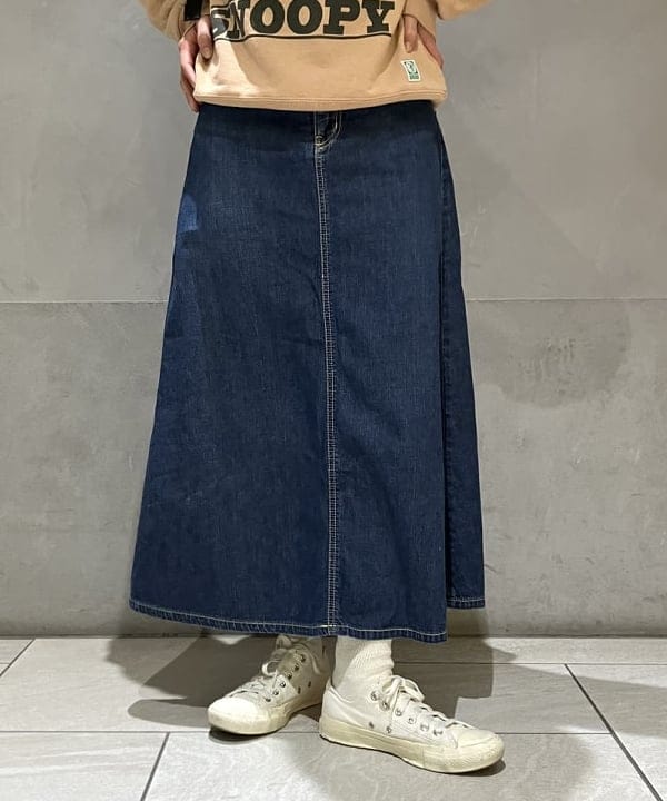葵さんの「BEAMS WOMEN｜BUZZ RICKSON'S / 別注 シャンブレー ロングスリーブ シャツ」を使ったコーディネート