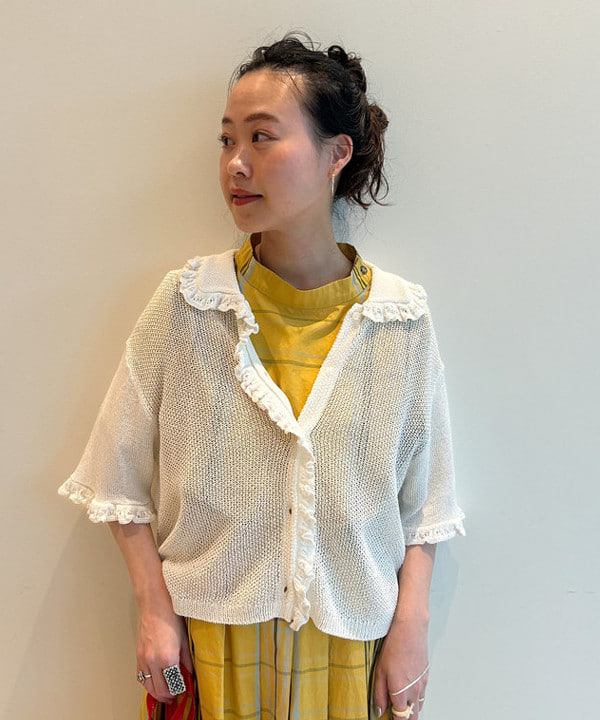 清水 彩乃さんの「BEAMS WOMEN｜【別注】G.H.Bass / スエード ローファー」を使ったコーディネート