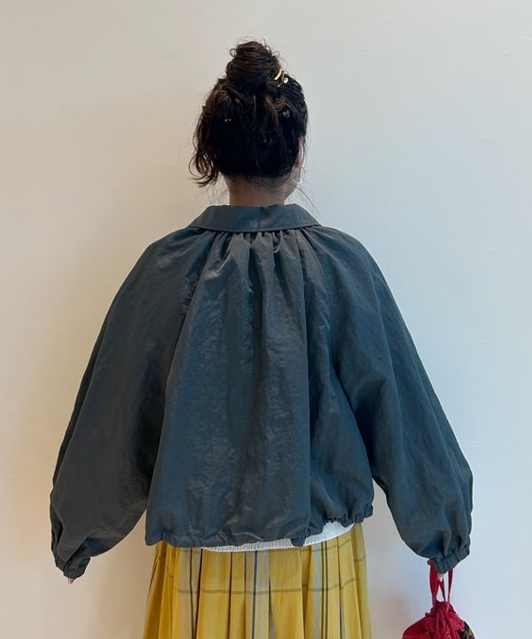 清水 彩乃さんの「BEAMS WOMEN｜【別注】G.H.Bass / スエード ローファー」を使ったコーディネート