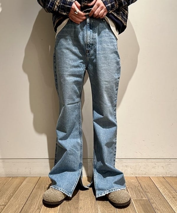 関澤 佑樹さんの「BEAMS WOMEN｜upper hights × Demi-Luxe BEAMS / 別注 THE DYLAN デニムパンツ」を使ったコーディネート