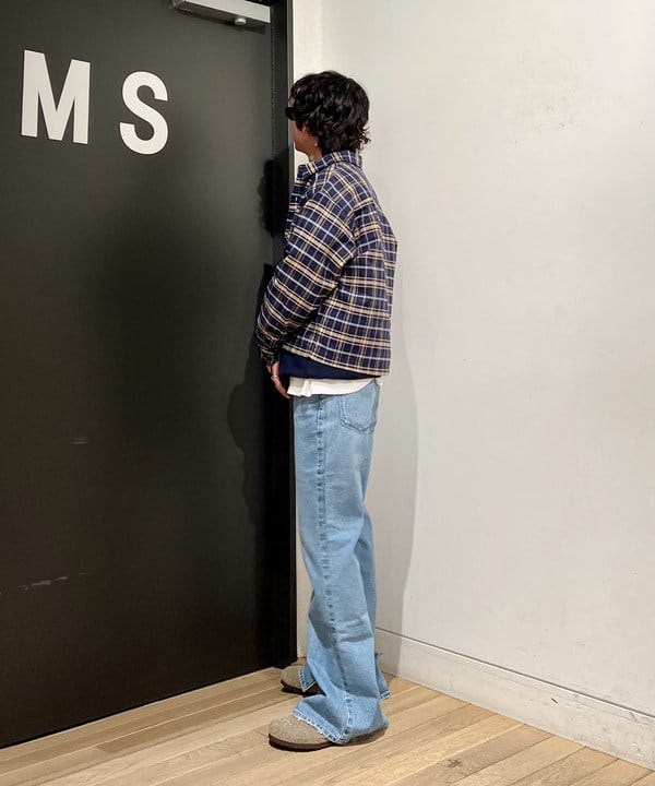 関澤 佑樹さんの「BEAMS WOMEN｜upper hights × Demi-Luxe BEAMS / 別注 THE DYLAN デニムパンツ」を使ったコーディネート