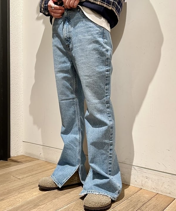 関澤 佑樹さんの「BEAMS WOMEN｜upper hights × Demi-Luxe BEAMS / 別注 THE DYLAN デニムパンツ」を使ったコーディネート