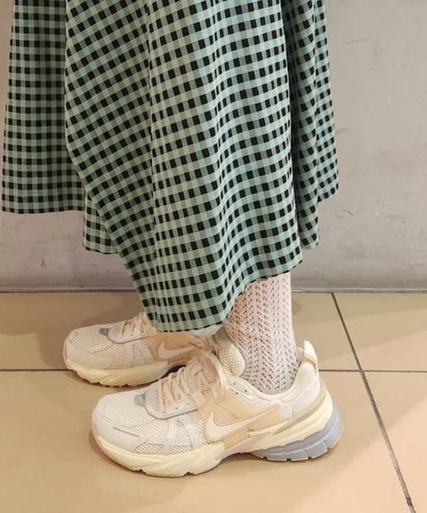 saori KATOさんの「BEAMS WOMEN｜ジャカード ナカワタ スタンドカラー ブルゾン」を使ったコーディネート